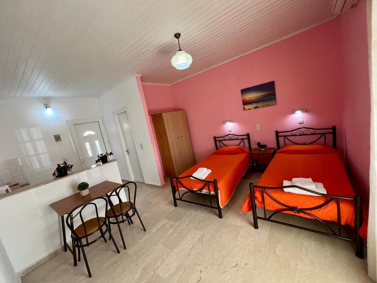 Elena Pool Aparthotel Agios Georgios  ภายนอก รูปภาพ