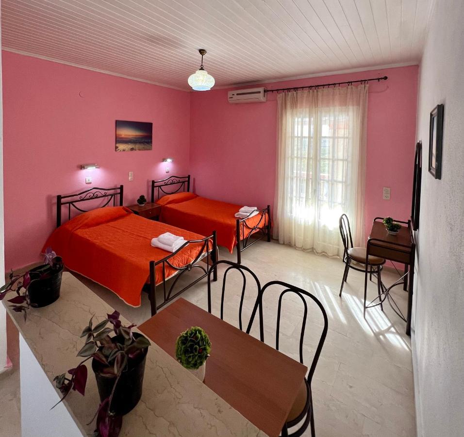 Elena Pool Aparthotel Agios Georgios  ภายนอก รูปภาพ