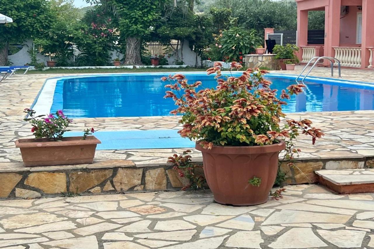 Elena Pool Aparthotel Agios Georgios  ภายนอก รูปภาพ
