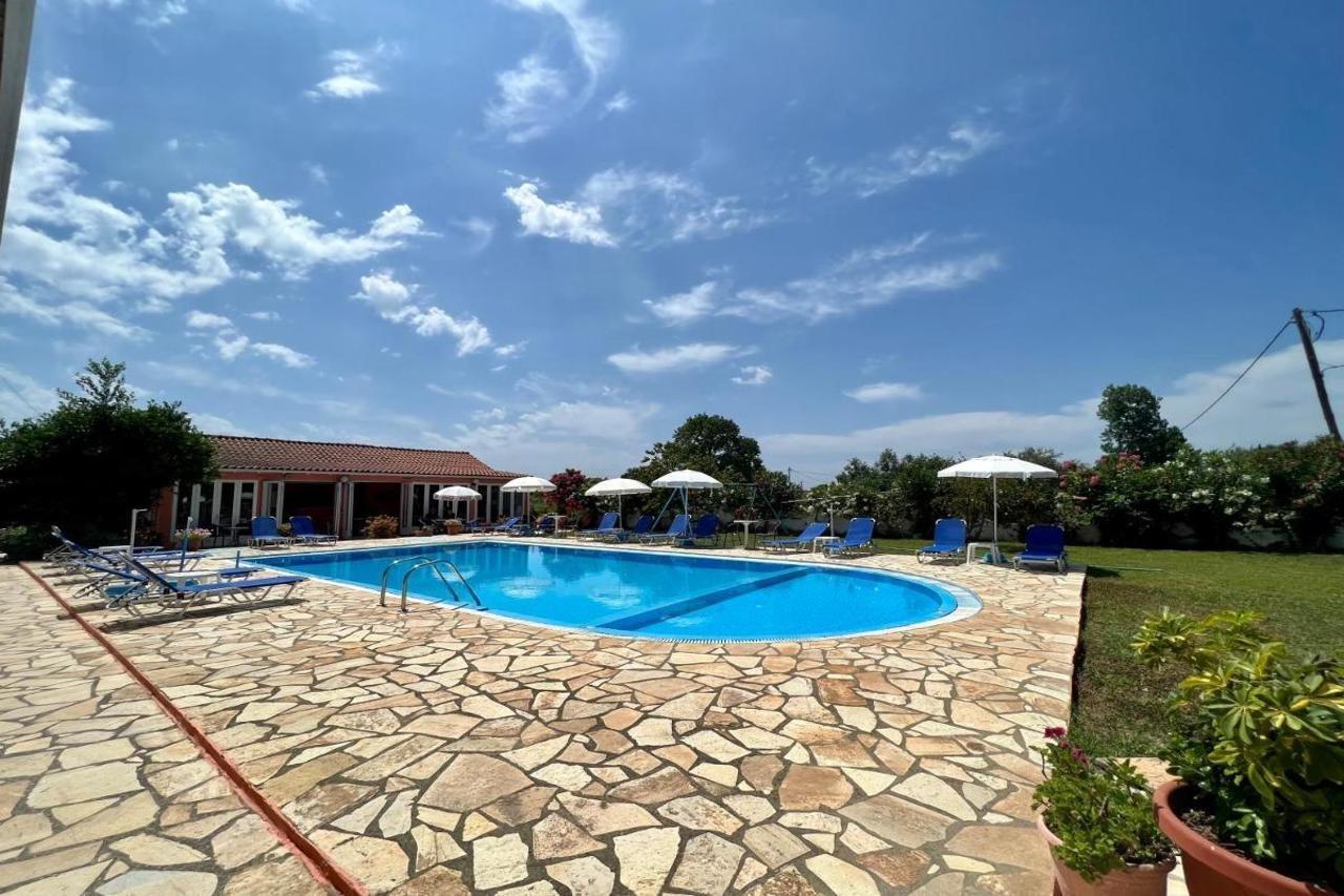 Elena Pool Aparthotel Agios Georgios  ภายนอก รูปภาพ