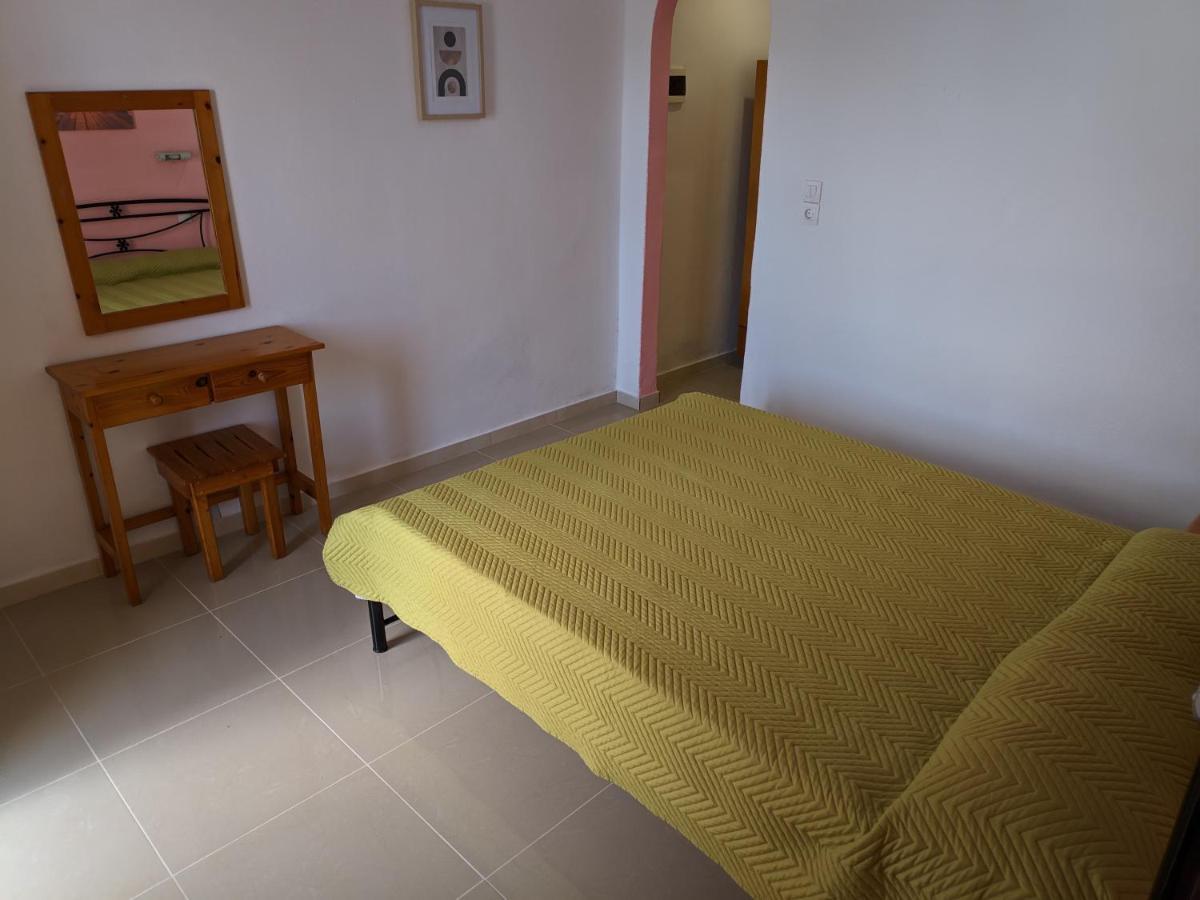 Elena Pool Aparthotel Agios Georgios  ภายนอก รูปภาพ