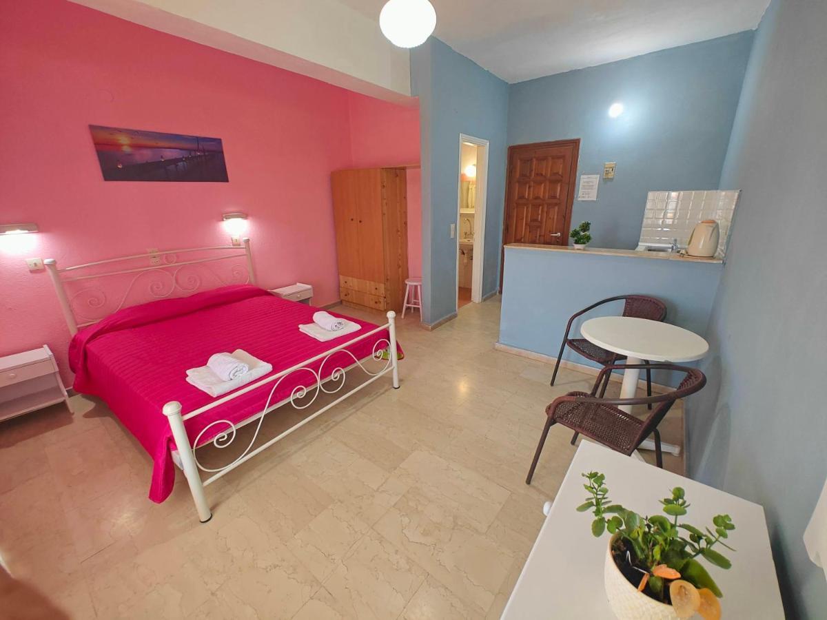 Elena Pool Aparthotel Agios Georgios  ภายนอก รูปภาพ