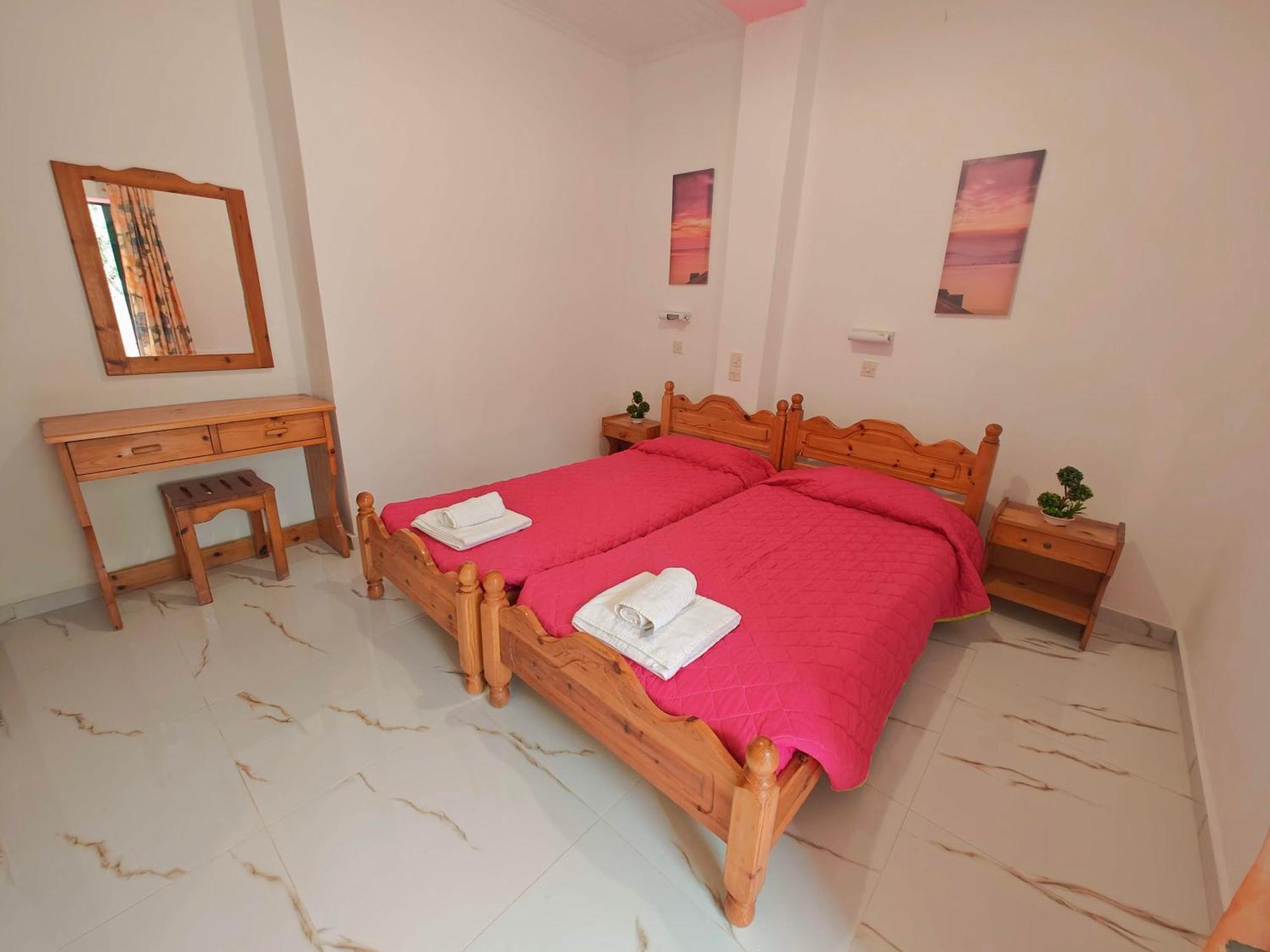 Elena Pool Aparthotel Agios Georgios  ภายนอก รูปภาพ